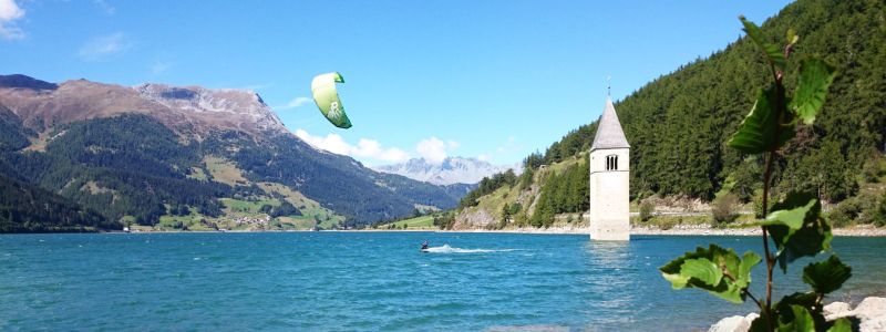 Kitesurfen am Reschensee